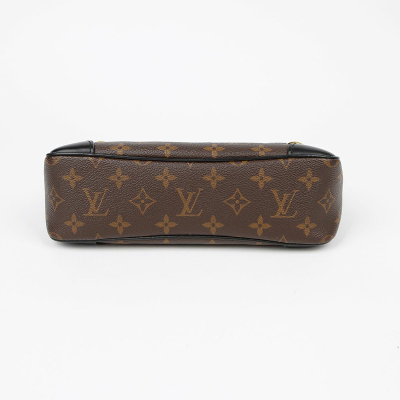 LOUIS VUITTON M45353 Odeon PM 單肩斜背包-5