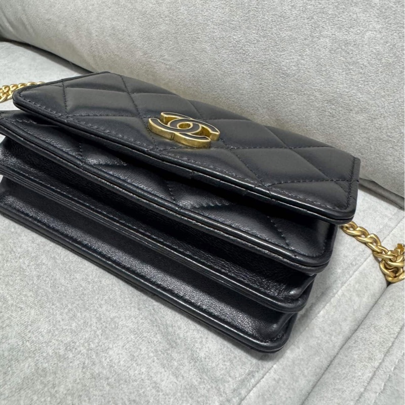 香奈兒 Chanel 22P琺瑯扣WOC（雷標保卡防塵袋）-8