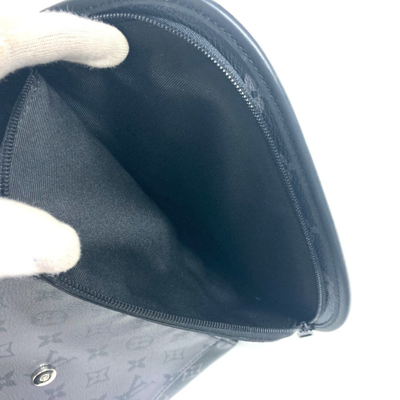 路易威登 M12681 Monogram Eclipse Pulse 斜背包,翻蓋單背包,帆布材質,男女通用,黑色-15