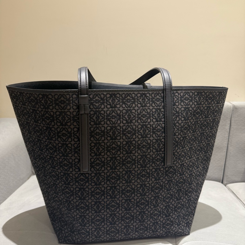 Loewe 黑色立體品牌LOGO紋繡包面大托特-7