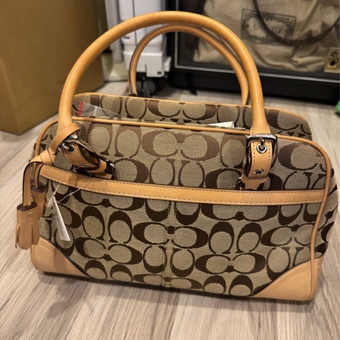 Coach 提花波士頓包