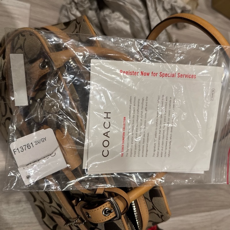 Coach 提花波士頓包-1