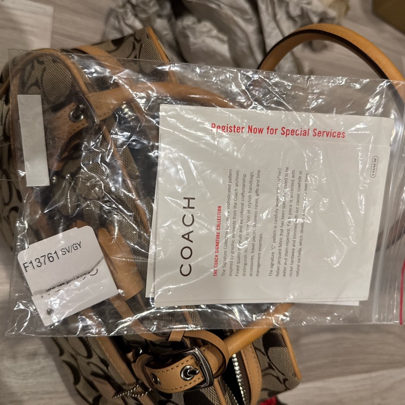 Coach 提花波士頓包-15