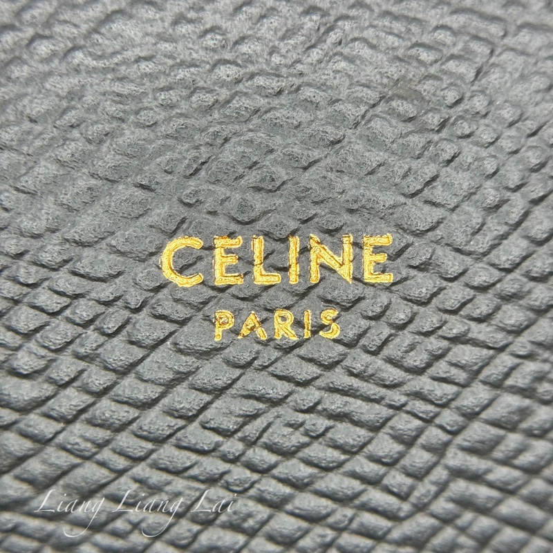 CELINE墨黑色牛皮手機斜背包-10