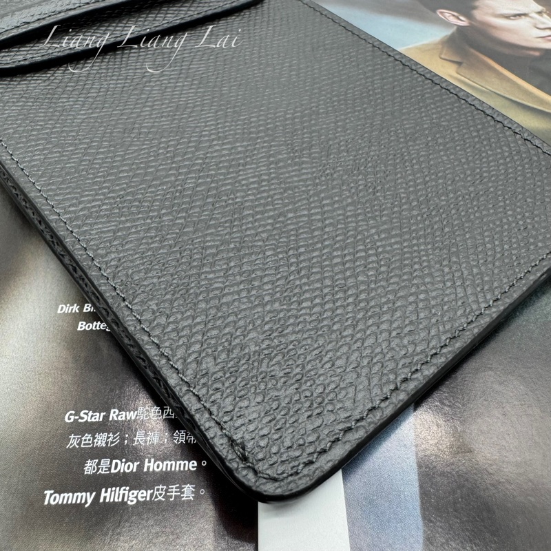 CELINE墨黑色牛皮手機斜背包-25