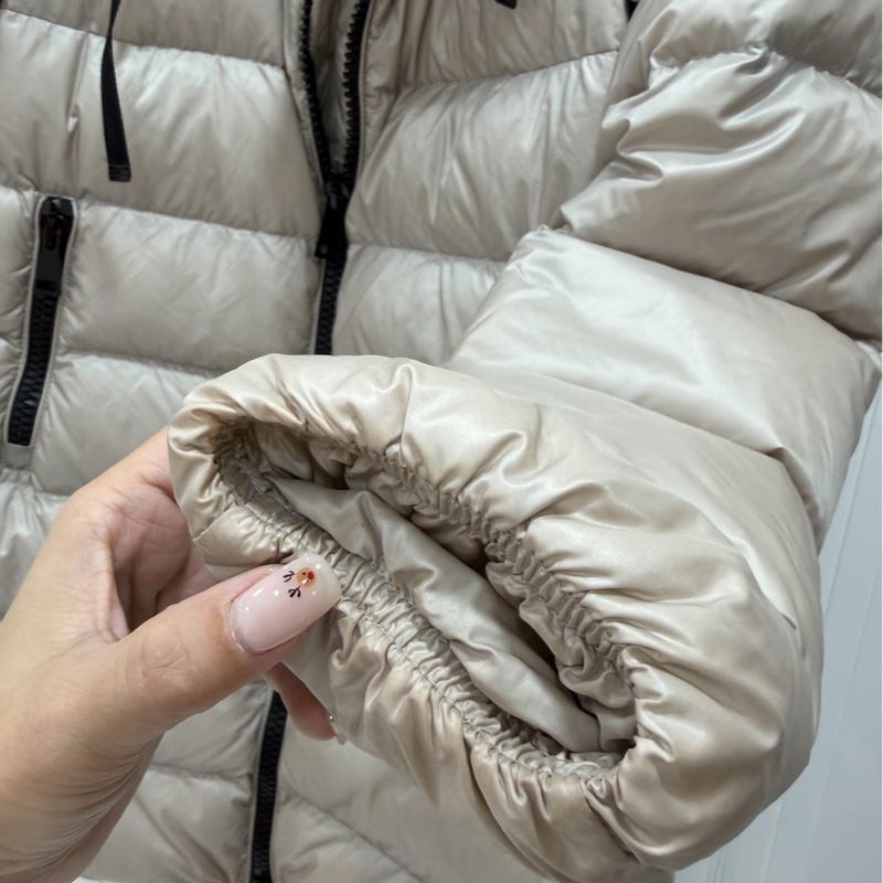 Moncler Suyen 卡其 米色 長版 鵝絨 長版羽絨 羽絨外套 夾克 長版外套 外套-18