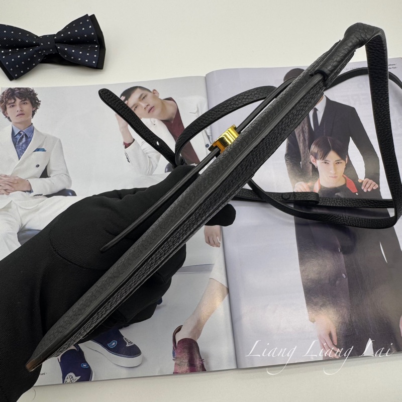 BURBERRY ANNE皮革手機包-16