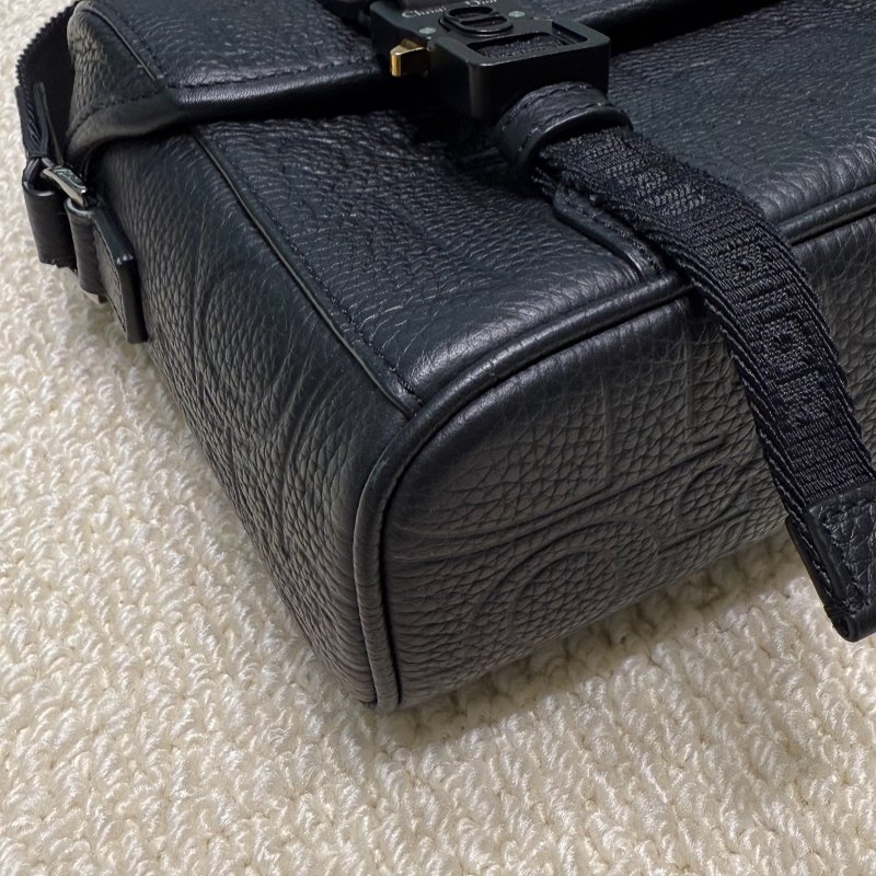 DIOR - 黑色牛皮Hit The Road郵差包-9