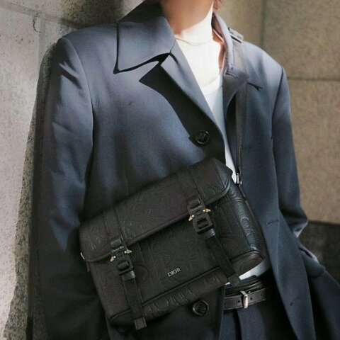 DIOR - 黑色牛皮Hit The Road郵差包