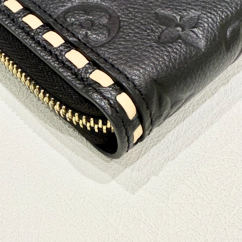 Louis Vuitton - 黑色牛皮壓紋白邊拉鍊長夾-9