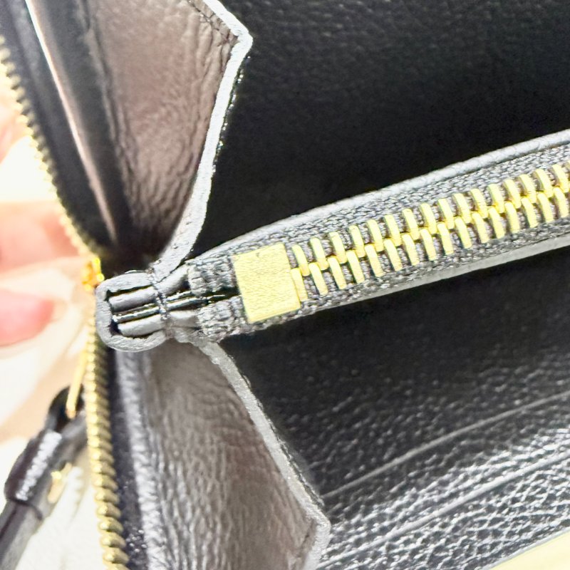 Louis Vuitton - 黑色牛皮壓紋白邊拉鍊長夾-13