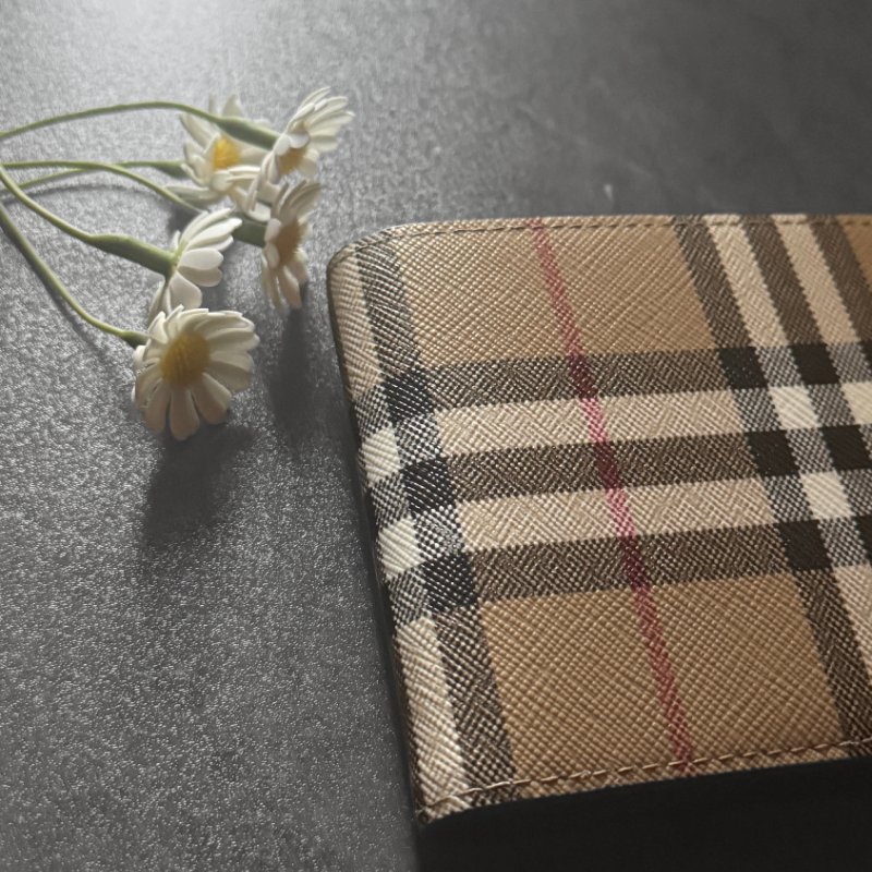 🔥 雙11全面開搶・全館折扣限時開啟！【BURBERRY-巴寶莉】復古格紋零錢袋短夾-3