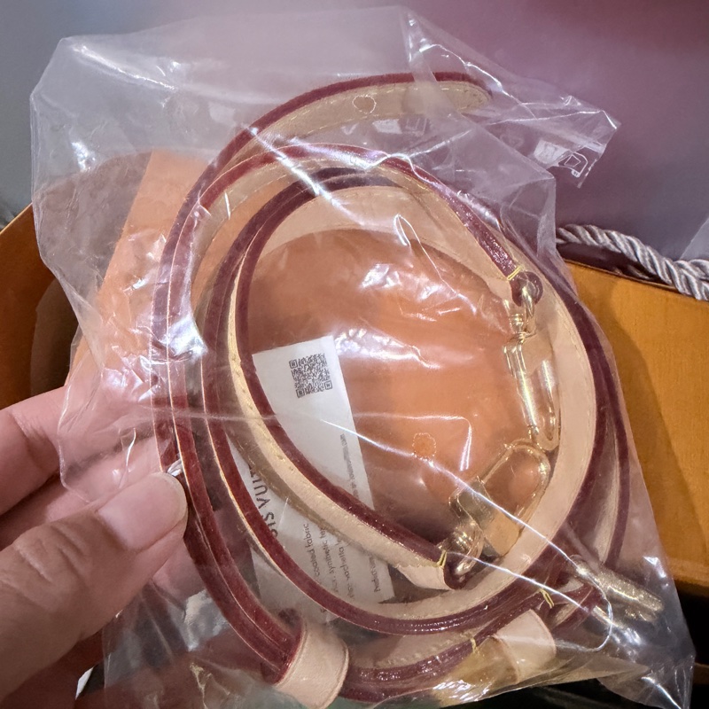 LV 路易威登。M46740 Saumur BB 馬鞍包❤️9.8-16