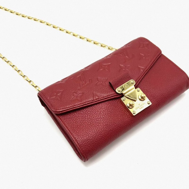 LV 紅色金扣牛皮壓紋肩背斜背包19*11.5*3 98新配件塵袋-2