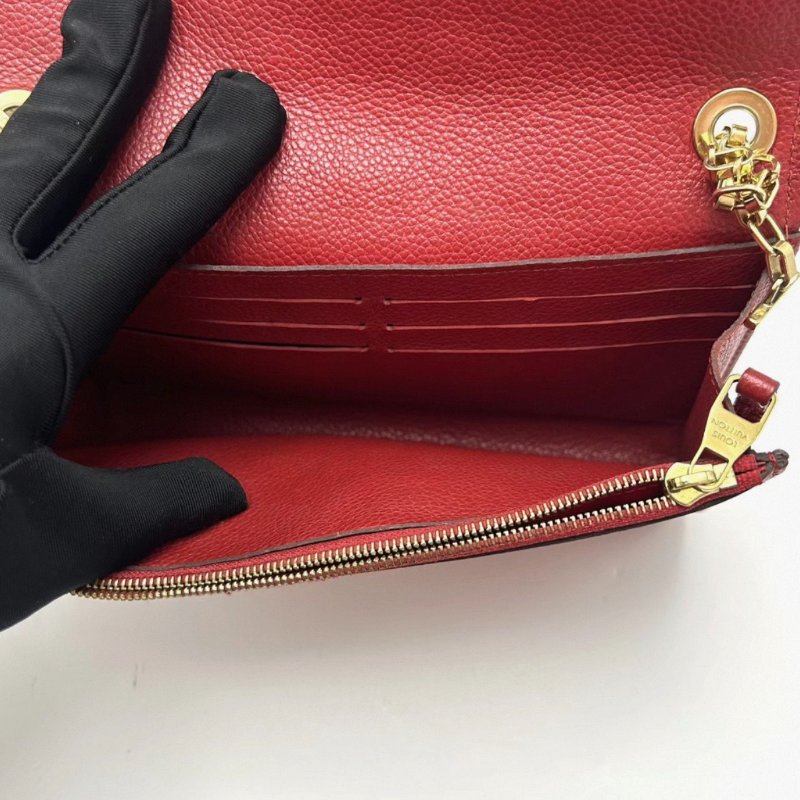 LV 紅色金扣牛皮壓紋肩背斜背包19*11.5*3 98新配件塵袋-5