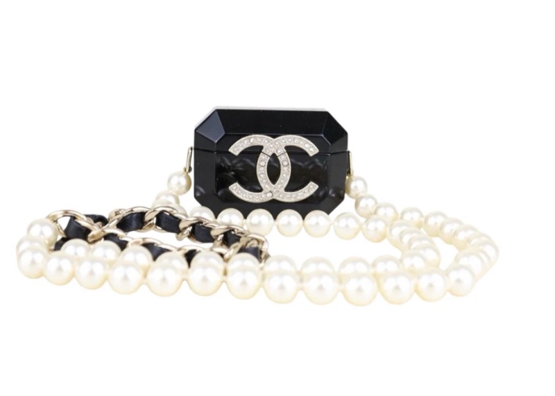 「JL精品代購」98新 Chanel 香奈兒 珍珠耳機包-1