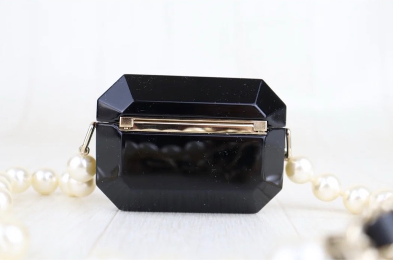 「JL精品代購」98新 Chanel 香奈兒 珍珠耳機包-3