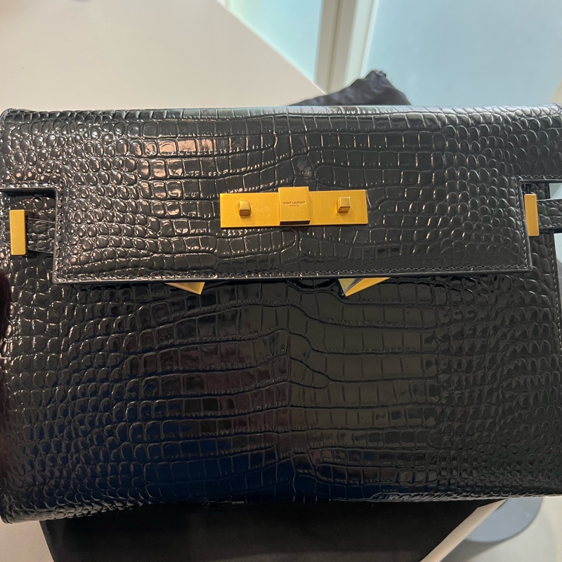 YSL曼哈頓黑金壓紋包-10