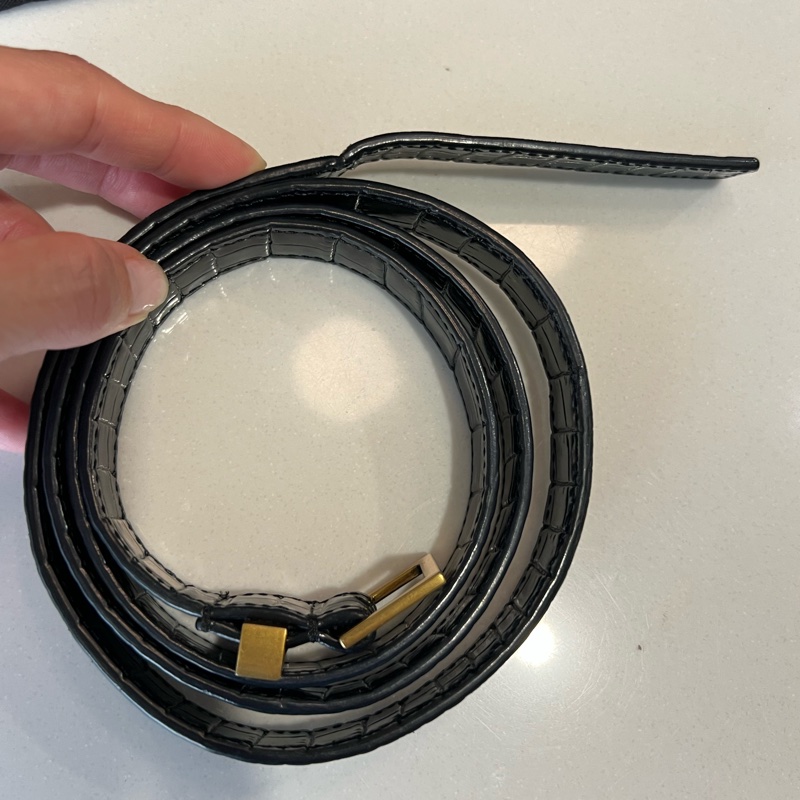 YSL曼哈頓黑金壓紋包-23