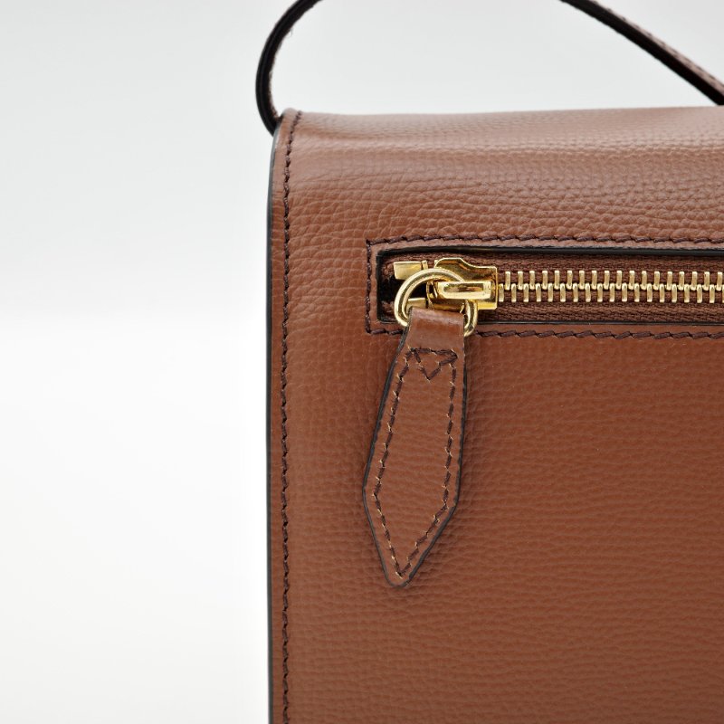 Burberry 巴寶麗 Macken 格紋金屬釦掀蓋 焦糖色 咖色 牛皮 郵差包 斜背包-6