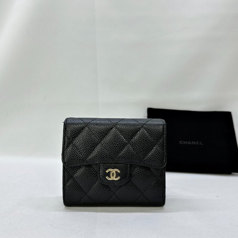 CHANEL 經典荔枝金牛三折短夾-0