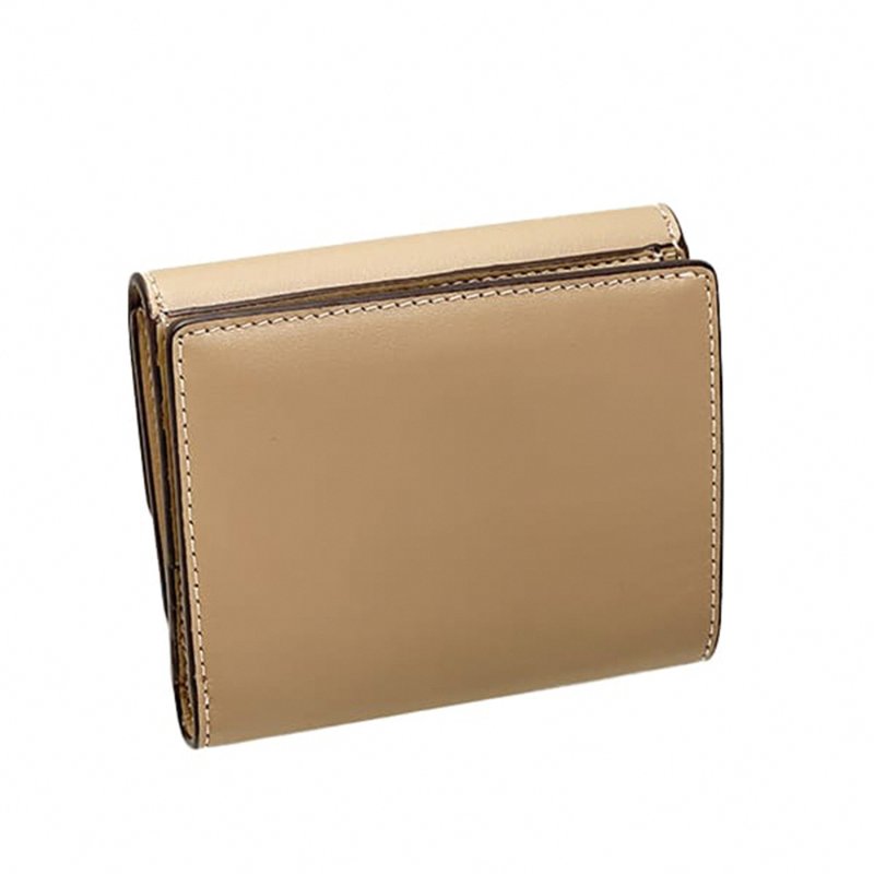 【COACH】馬車LOGO拼接皮革短夾-奶茶色-1