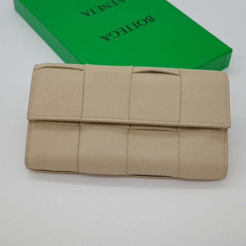 Bottega Veneta 寶緹嘉 Cassette 寬編織 米色 羊皮 長夾-1