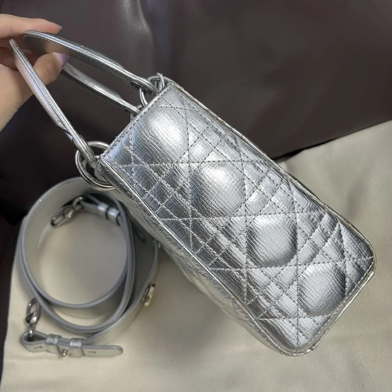 Christian Dior 銀色 Lady Dior My ABC 銀色小號手提包-25