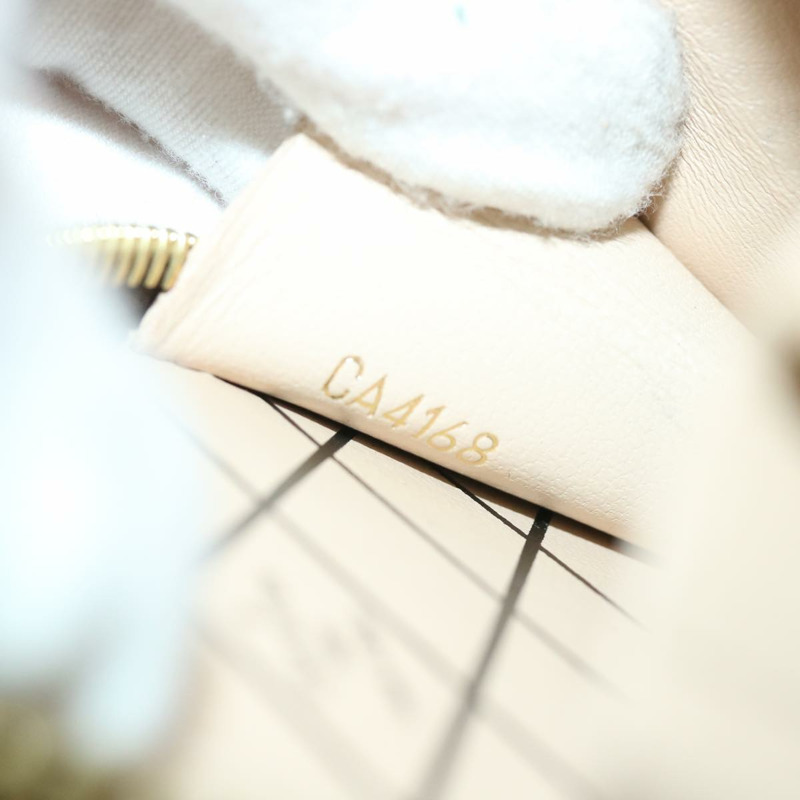 【日本直送】路易威登 Catgram Chain Micro Powat Chapeau 零錢包 M63886 LV Auth 47211SM-10