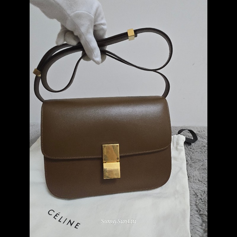 Celine box classic ​🔥 經典雋永！Céline Classic Box Bag 中號 棕色金扣 駝色 焦糖色豆腐包 斜背包 肩背包  🈶盒裝購證-6