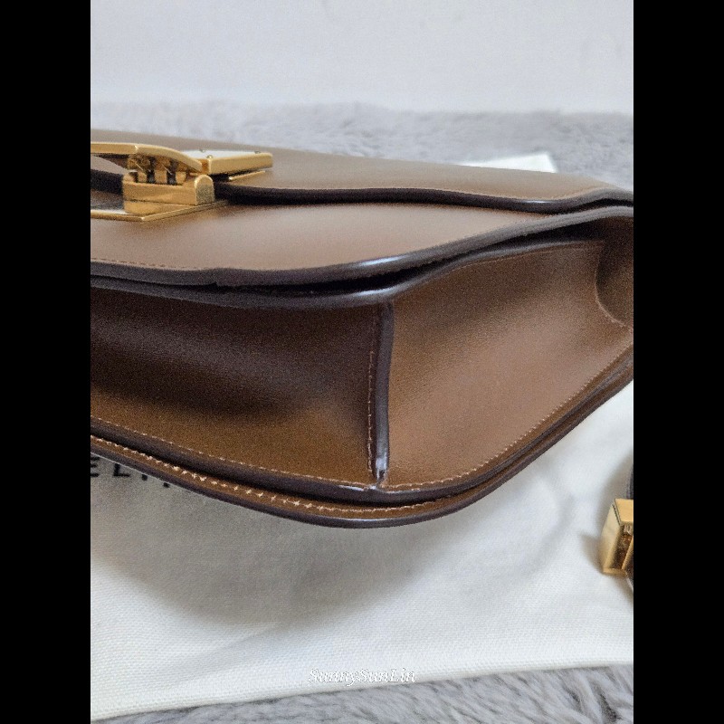 Celine box classic ​🔥 經典雋永！Céline Classic Box Bag 中號 棕色金扣 駝色 焦糖色豆腐包 斜背包 肩背包  🈶盒裝購證-21