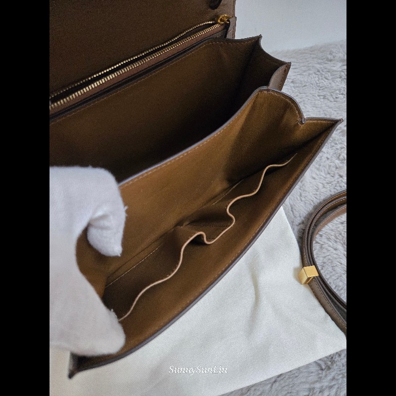 Celine box classic ​🔥 經典雋永！Céline Classic Box Bag 中號 棕色金扣 駝色 焦糖色豆腐包 斜背包 肩背包  🈶盒裝購證-29