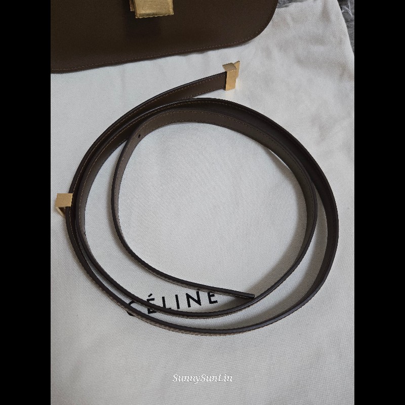 Celine box classic ​🔥 經典雋永！Céline Classic Box Bag 中號 棕色金扣 駝色 焦糖色豆腐包 斜背包 肩背包  🈶盒裝購證-47