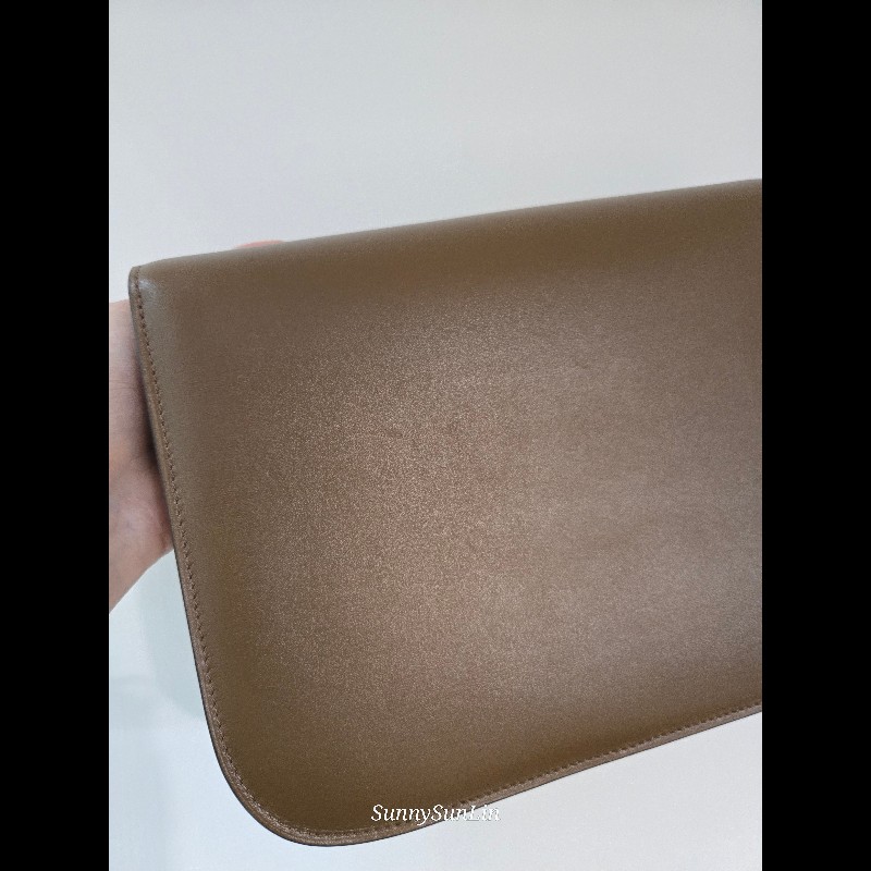 Celine box classic ​🔥 經典雋永！Céline Classic Box Bag 中號 棕色金扣 駝色 焦糖色豆腐包 斜背包 肩背包  🈶盒裝購證-35