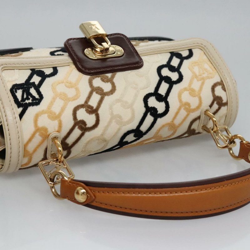 【日本直送】路易威登 Monogram Charm Pochette Lover 手袋 象牙色 M95194 LV Auth BA333SAV-5