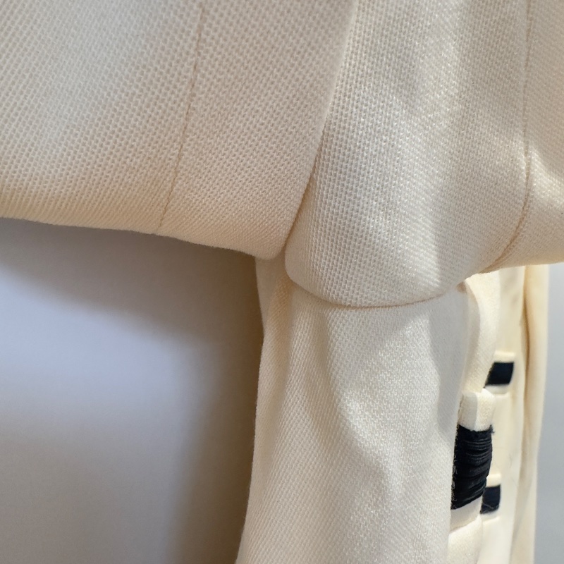 【美收精品】CHANEL 米白色黑邊西裝外套 4-513-3