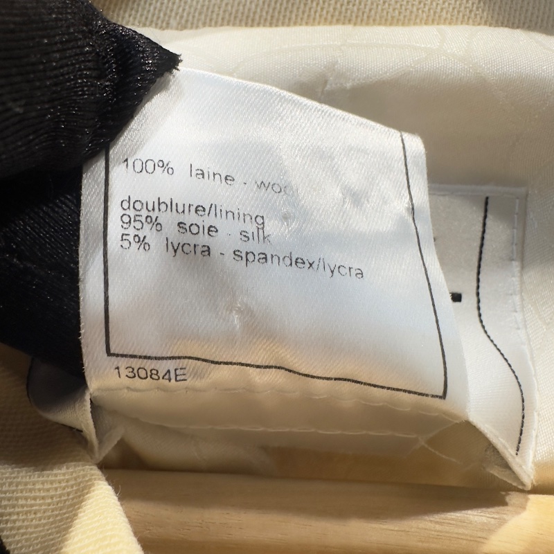 【美收精品】CHANEL 米白色黑邊西裝外套 4-513-5