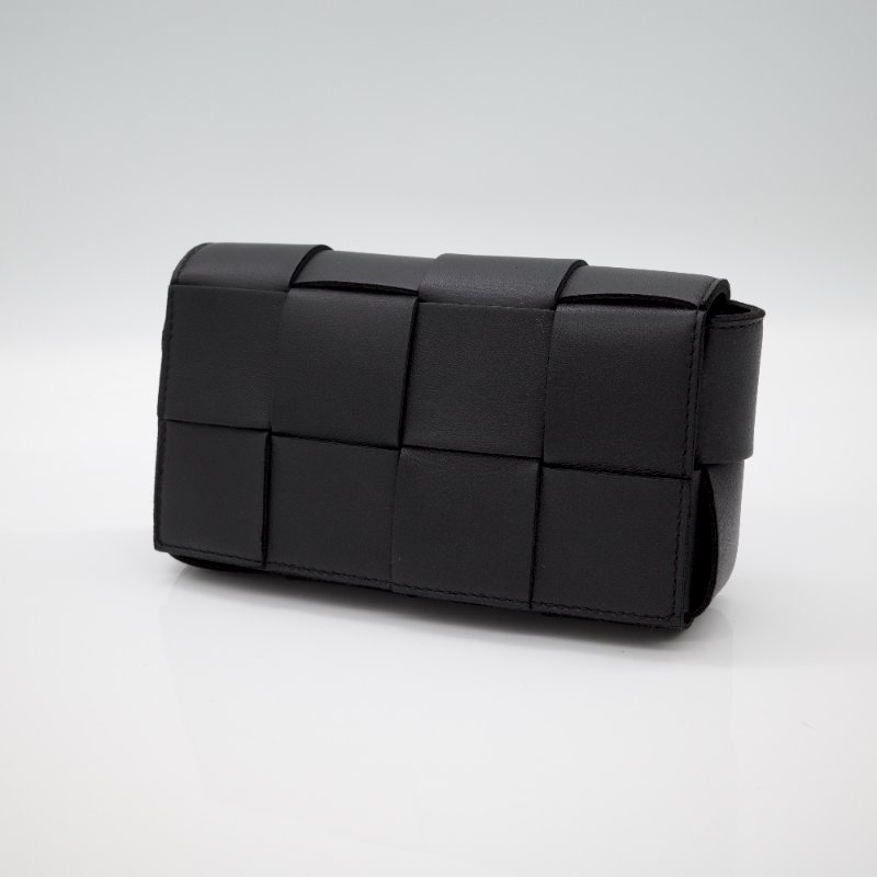 Bottega Venetta 寶緹嘉 BV Small Cassette 小款 經典編織 小牛皮 磁釦 斜背包 肩背包 黑色-13