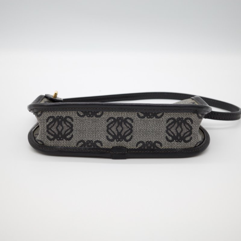 Loewe 羅威 小中古 鎖頭 經典花紋 帆布 藍黑色 麻將包 手提包-3