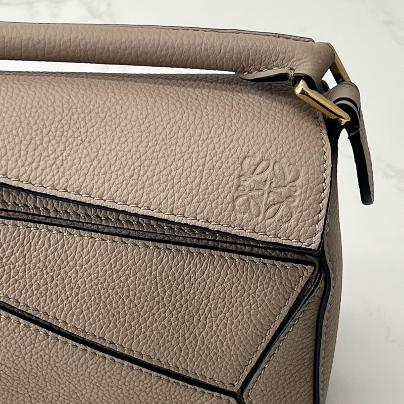 💗香緹國際精品💗 646 Puzzle mini 沙色 附內膽包-1