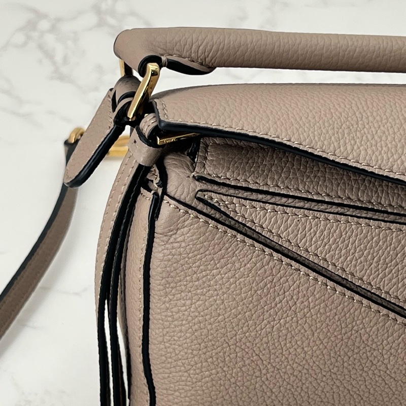 💗香緹國際精品💗 646 Puzzle mini 沙色 附內膽包-2