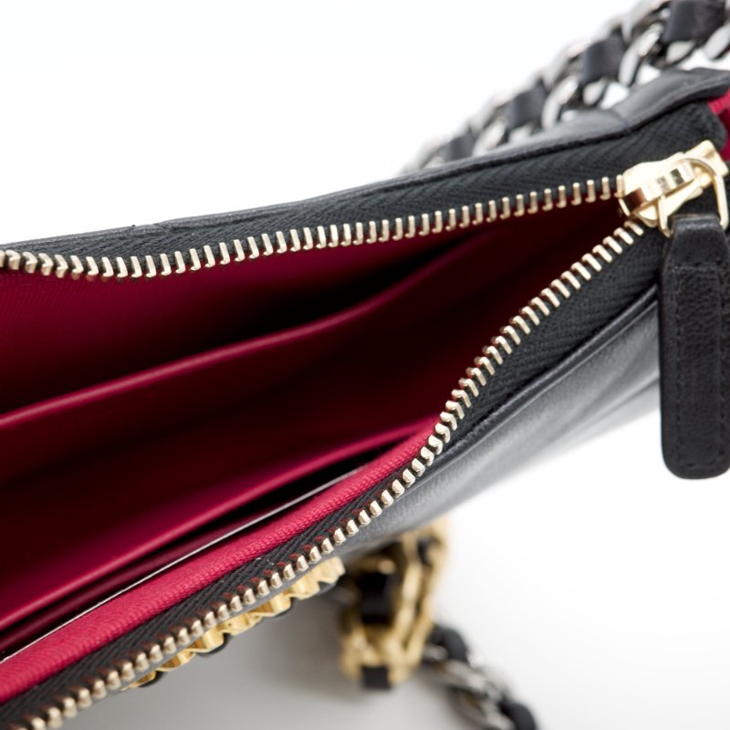 Chanel 香奈兒 Chanel 19 hobo 大菱格紋 三色鍊 黑色 光面小羊皮 斜背包 彎月包 鍊條包-10