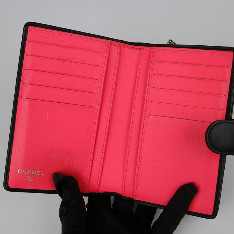 CHANEL 緊湊型皮夾 A50080-7