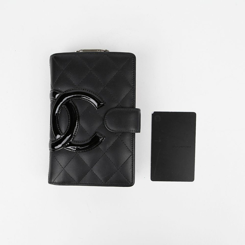 CHANEL 緊湊型皮夾 A50080-13