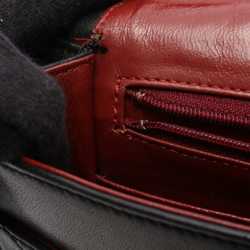 香奈兒 (CHANEL) Matelasse W 翻蓋鏈條單肩背包，羊皮材質，黑色，二手，金色五金，CC-8