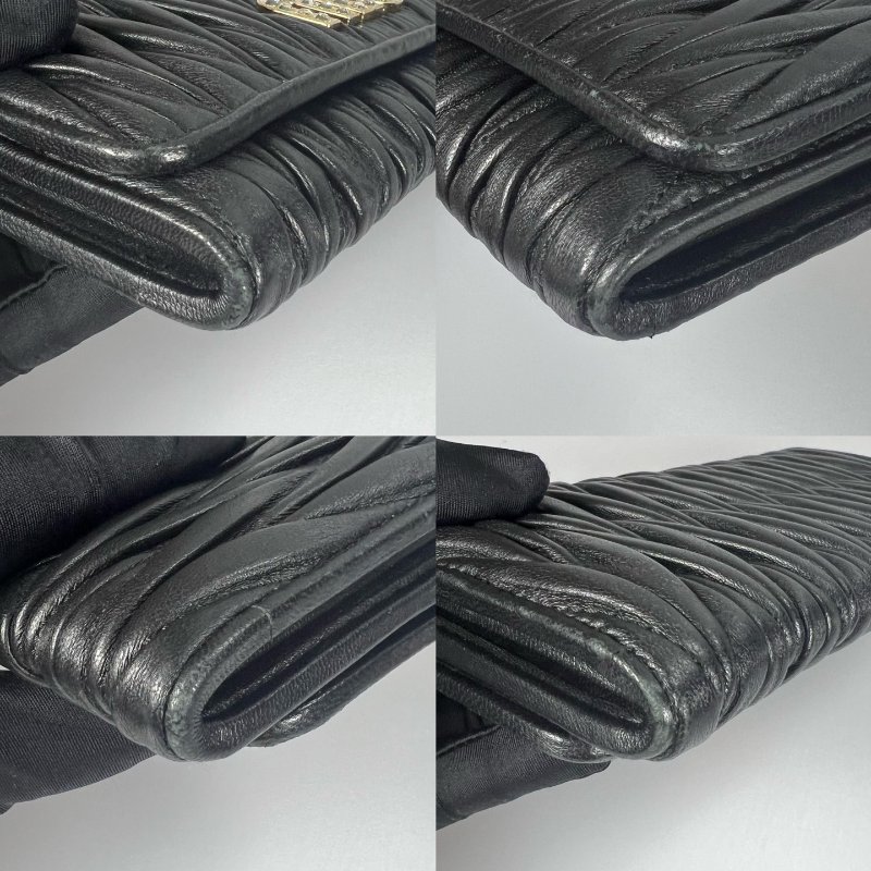 MIU MIU 黑金水鑽皺褶翻蓋長夾-10