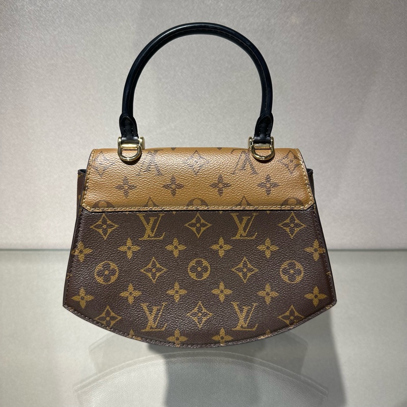 LOUIS VUITTON TILSITT 老花满印可拆卸可调节肩带扇子包 单肩手提包-3