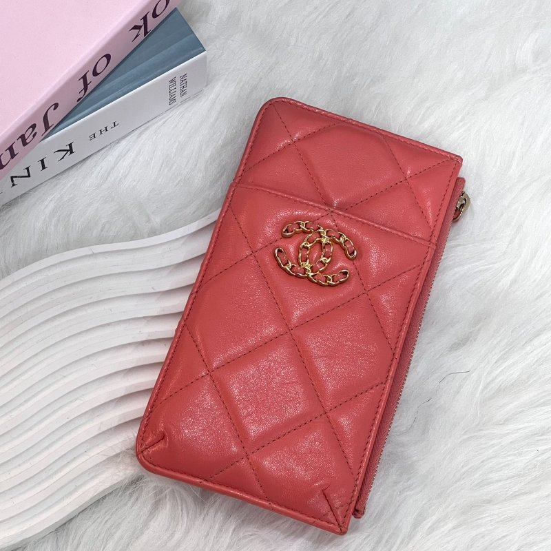 CHANEL 30開 珊瑚粉19長扁夾-0