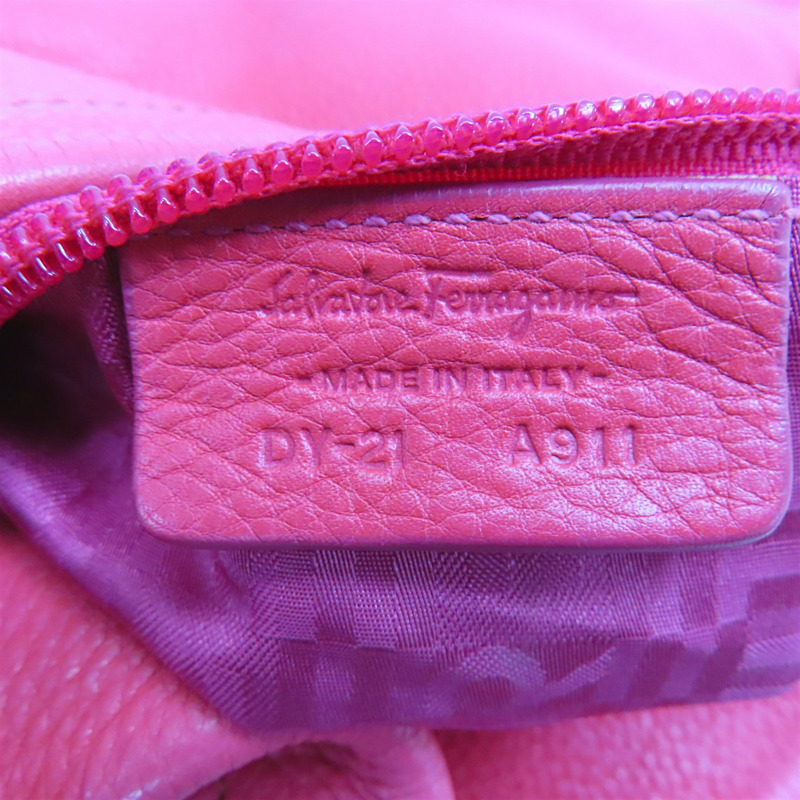 粉色 牛皮 肩背包【Salvatore Ferragamo 菲拉格慕】 DY-21 A911-8