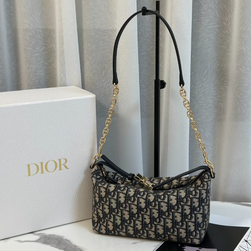 DIOR Travel nomad 手提飯盒包-0